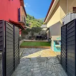 Villa Perla Rossa A Due Passi Dal Pianello Del Lario