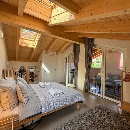 Perla Rossa A Due Passi Dal Villa *