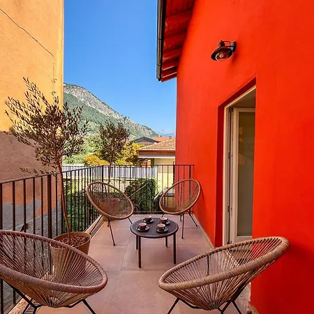 Perla Rossa A Due Passi Dal * Pianello Del Lario